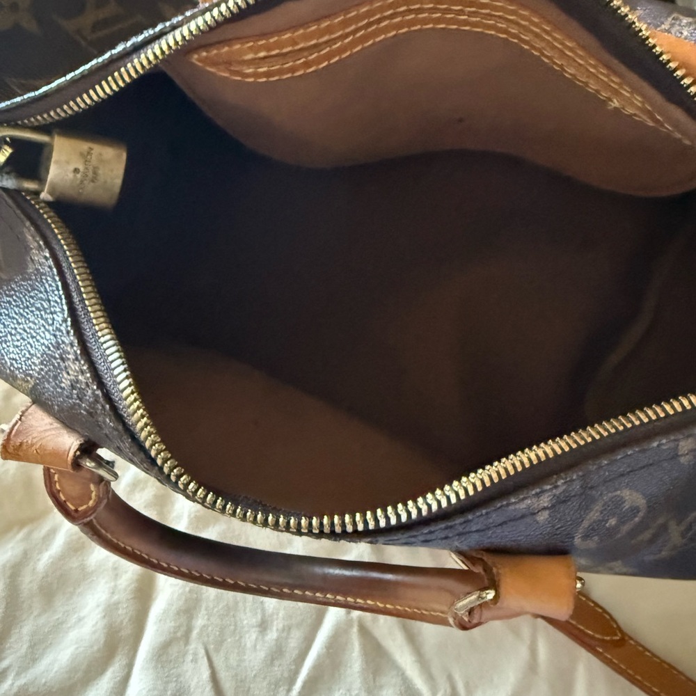 Louis Vuitton Speedy Bandoulière 30 - Picture 12 of 14